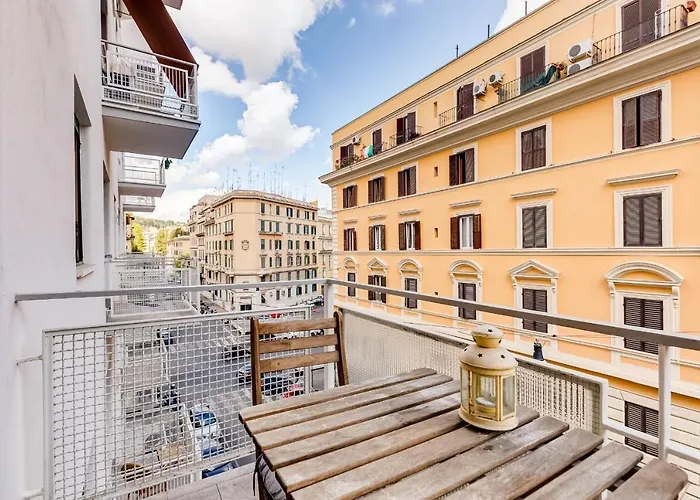 La casa di Andrea ai Musei Vaticani 3